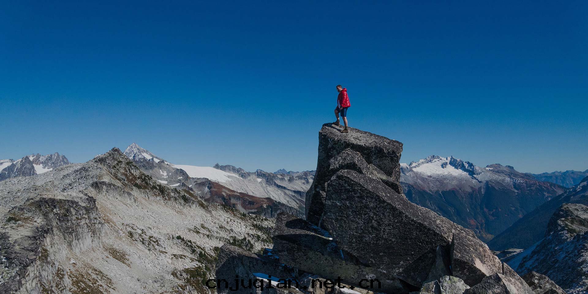 産品中(zhōng)心(xīn)